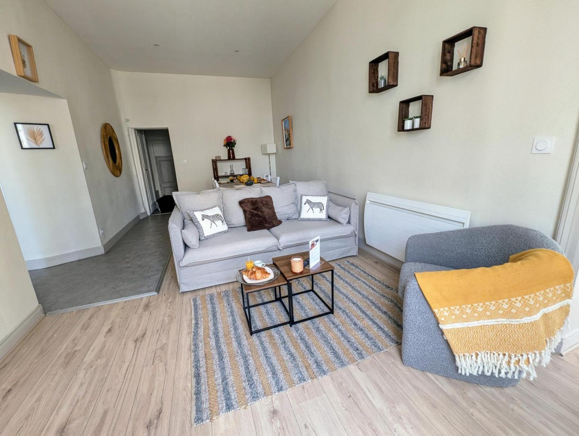 Appartement Hyper Centre Avec Magnifique Vue à Angers Extérieur photo