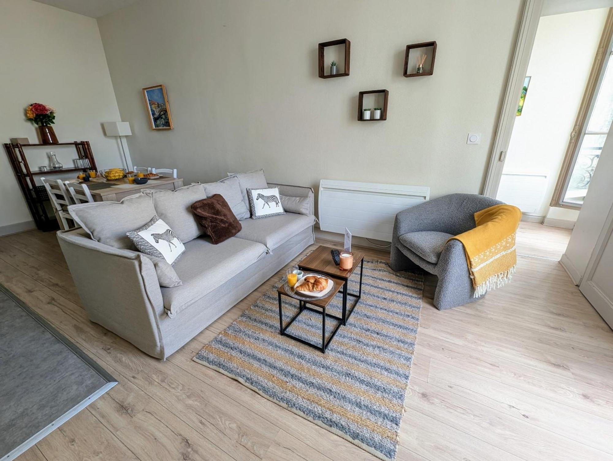 Appartement Hyper Centre Avec Magnifique Vue à Angers Extérieur photo